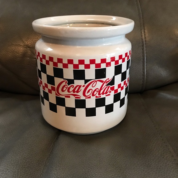 Gibson Housewares Other - Vintage 1996 Coca Cola canister